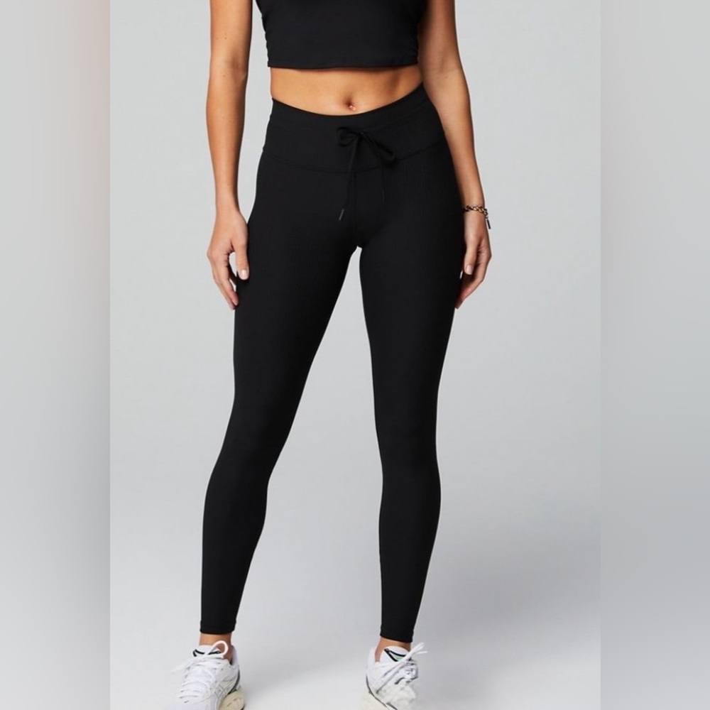 Fabletics Oasis Ribbed High-Waisted Legging Black Size Medium